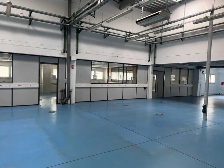 Flex dans Ivry-sur-Seine à louer - Photo intérieure - Image 3 de 13