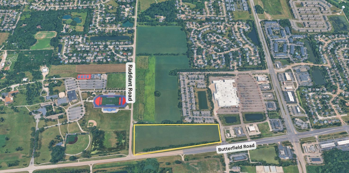 3 Raddant, Aurora, IL à vendre Photo principale- Image 1 de 8