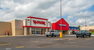 More details for 446 18th St W, Dickinson, ND - Retail for Sale