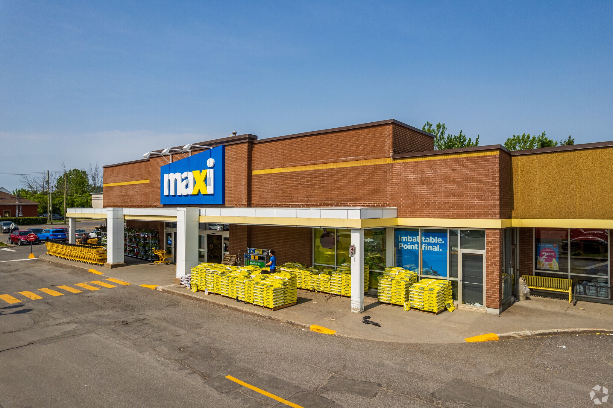 1100 Montée Masson, Mascouche, QC for lease Primary Photo- Image 1 of 4