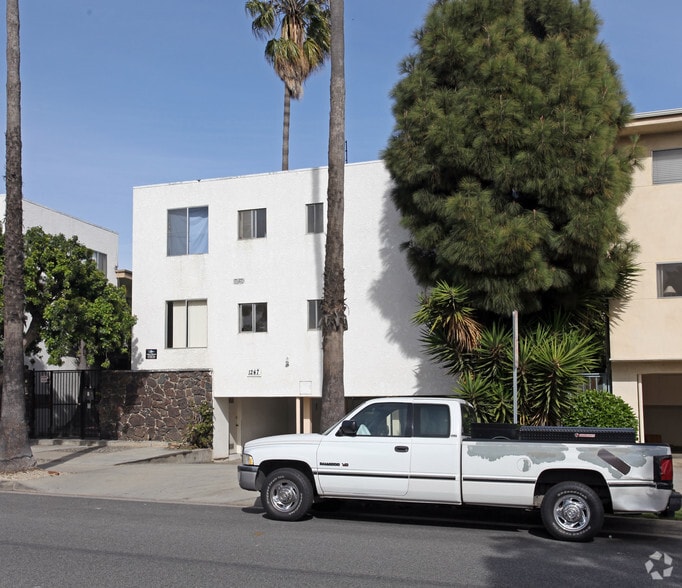 1247 12th St, Santa Monica, CA for sale - Building Photo - Image 2 of 2