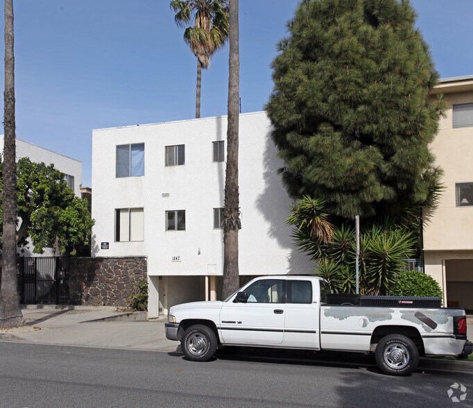 1247 12th St, Santa Monica, CA à vendre - Photo du bâtiment - Image 2 de 2