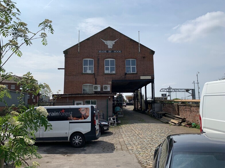 Wharf House, Rotherham à vendre - Photo du bâtiment - Image 3 de 7