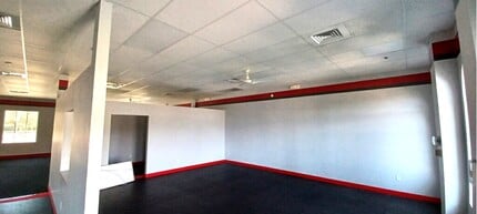 5683-5693 SE Crooked Oak Ave, Hobe Sound, FL for lease Building Photo- Image 2 of 6