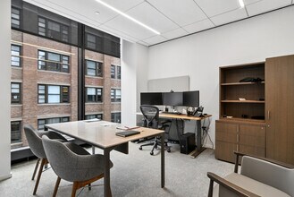 412 W 15th St, New York, NY à louer Photo intérieure- Image 2 de 6