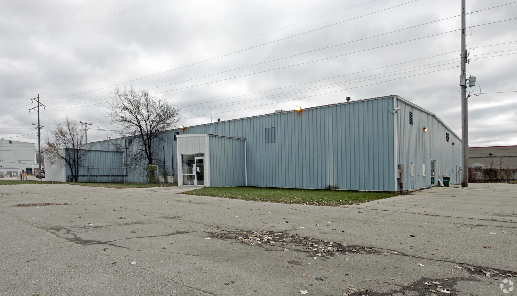520 N Main St, Fond Du Lac, WI for lease Building Photo- Image 1 of 3