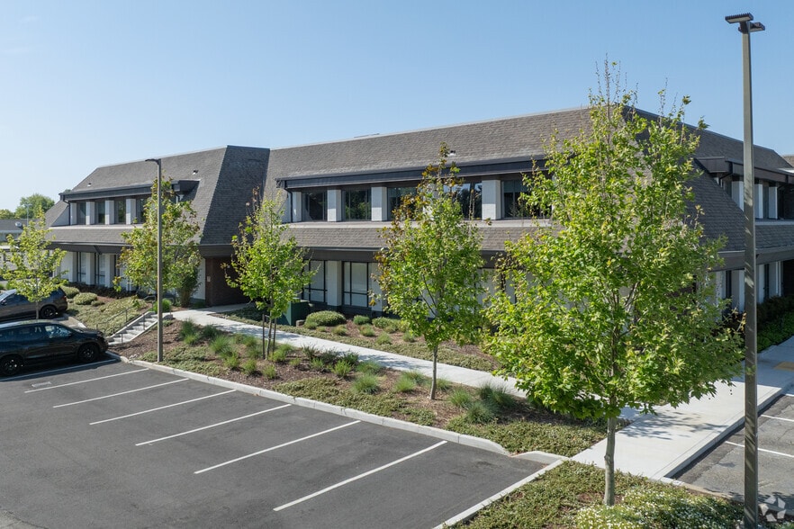 2135 Butano Dr, Sacramento, CA for lease - Building Photo - Image 3 of 8