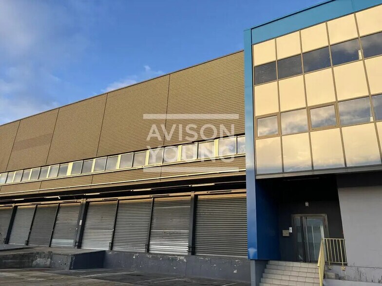Flex in Aulnay-sous-Bois for lease - Building Photo - Image 2 of 5