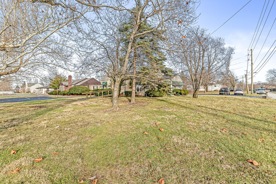 1101 N Shadeland Ave, Indianapolis, IN for sale - Building Photo - Image 3 of 31