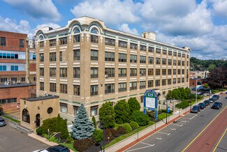Plus de détails pour 225 N Main St, Bristol, CT - Coworking à louer