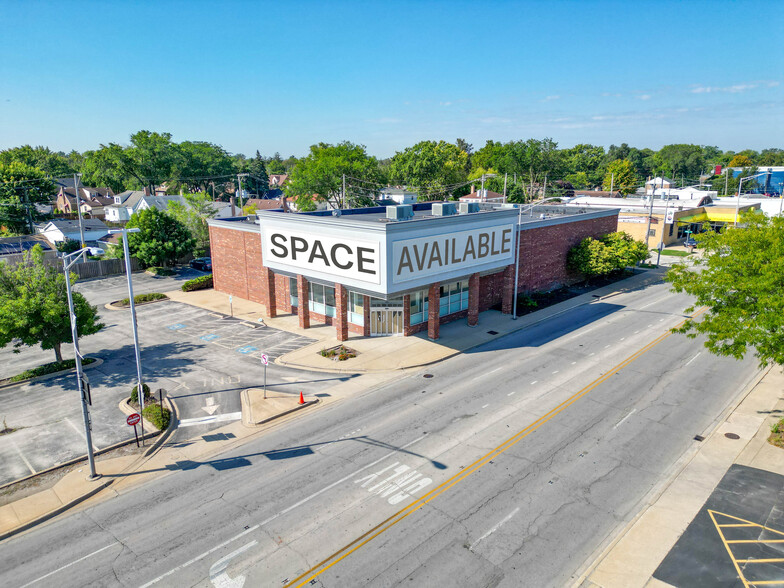 8911 Ogden Ave, Brookfield, IL for lease - Building Photo - Image 1 of 7