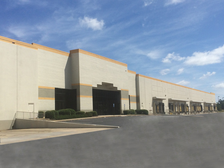 5395 Oakley Industrial Blvd, Fairburn, GA for lease - Primary Photo - Image 1 of 5