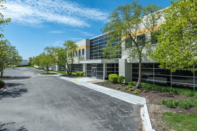 More details for 200 N Gary Ave, Roselle, IL - Industrial for Lease