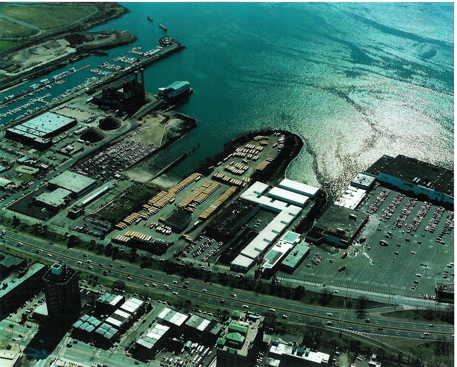 1728 Shore Pky, Brooklyn, NY à louer Photo du bâtiment- Image 1 de 11