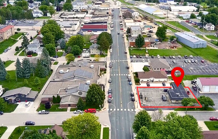 408 W Main St, Kasson, MN à vendre - Photo du bâtiment - Image 1 de 29