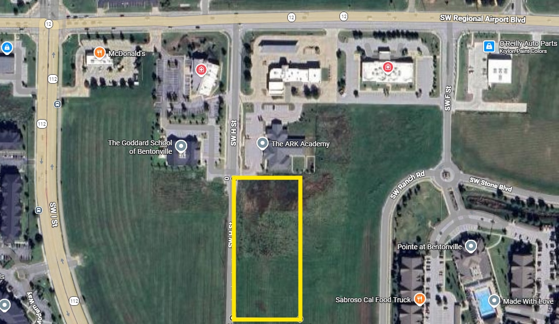 H St, Bentonville, AR for sale Primary Photo- Image 1 of 3