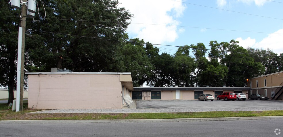 5113 N Davis Hwy, Pensacola, FL à vendre - Photo du bâtiment - Image 2 de 2
