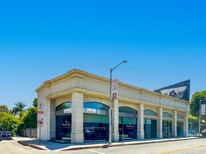 370-372 N Robertson Blvd, West Hollywood, CA for lease Interior Photo- Image 2 of 5