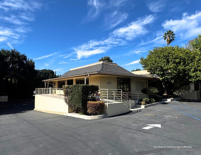 475 Huntington Dr, San Marino, CA à louer - Photo du bâtiment - Image 2 de 4
