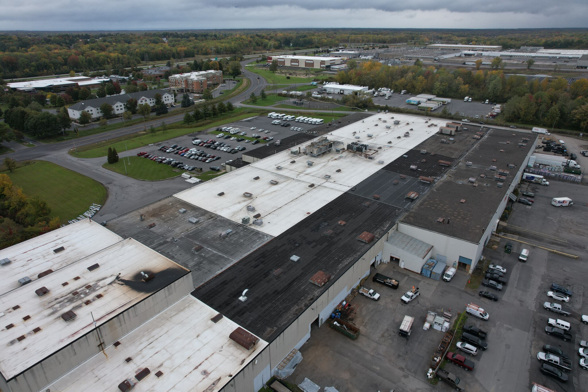6500 New Venture Gear Dr, East Syracuse, NY à louer Aérien- Image 1 de 4