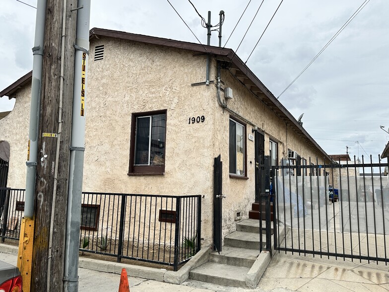 1909 Johnston St, Los Angeles, CA for sale - Building Photo - Image 2 of 7