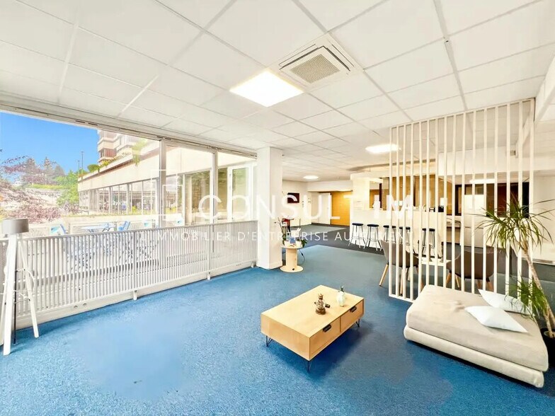 Quai Gallieni, Suresnes à vendre - Photo du bâtiment - Image 2 de 9