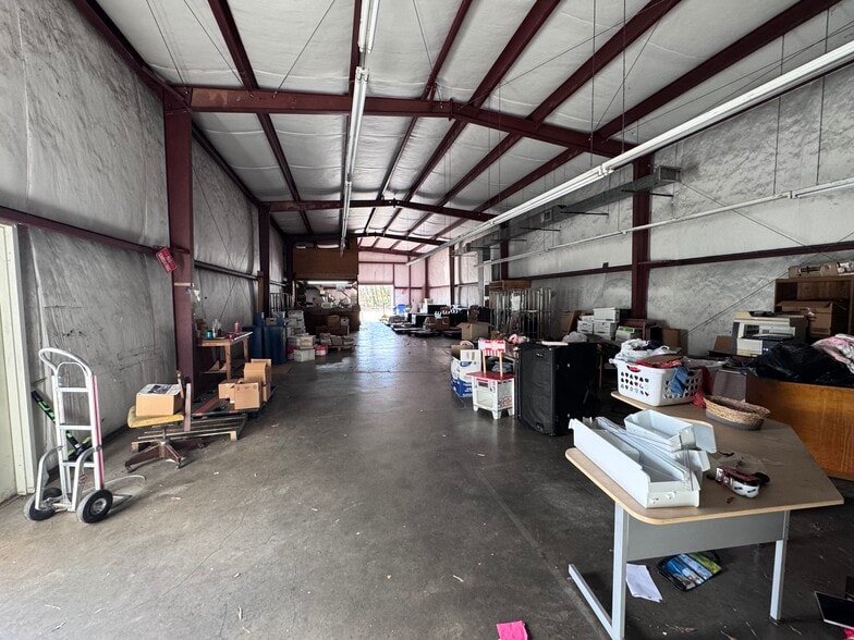 303 W Raleigh St, Siler City, NC for sale - Building Photo - Image 2 of 7