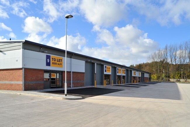 Plus de détails pour College St, St Helens - Industriel à louer