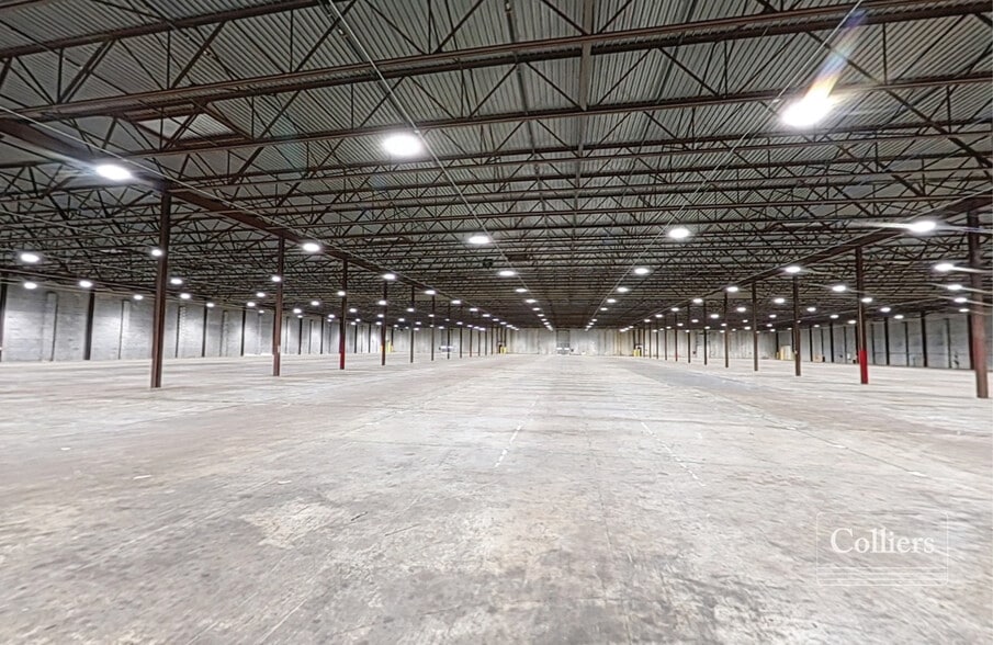 235 Standard Warehouse Rd, Lugoff, SC for lease - Building Photo - Image 2 of 8