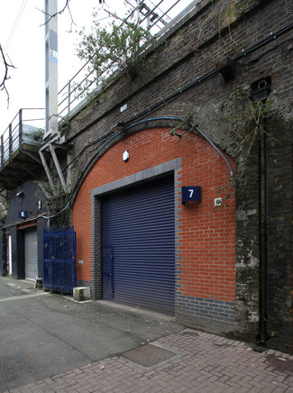 Plus de détails pour 3-7 Gales Gdns, London - Flex à louer