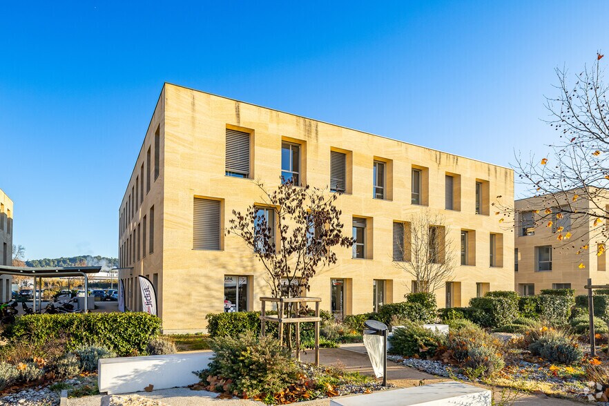 140 Avenue du 12 Juillet 1998, Aix-en-Provence for lease - Building Photo - Image 2 of 3