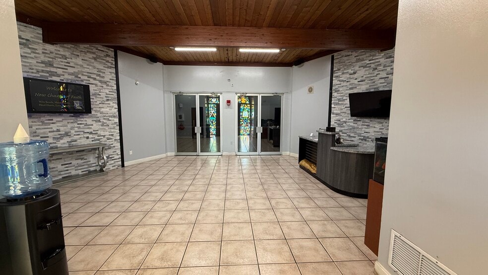 5000 Silver Star Rd, Orlando, FL for sale - Building Photo - Image 3 of 25