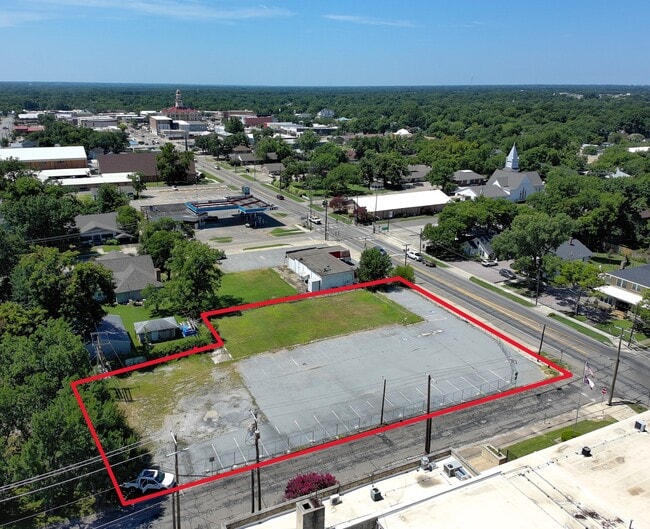 Plus de détails pour 920 N Center St, Bonham, TX - Terrain à vendre