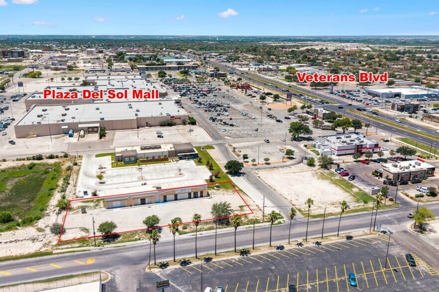 159 Braddie Dr, Del Rio, TX à vendre - Photo du bâtiment - Image 2 de 29