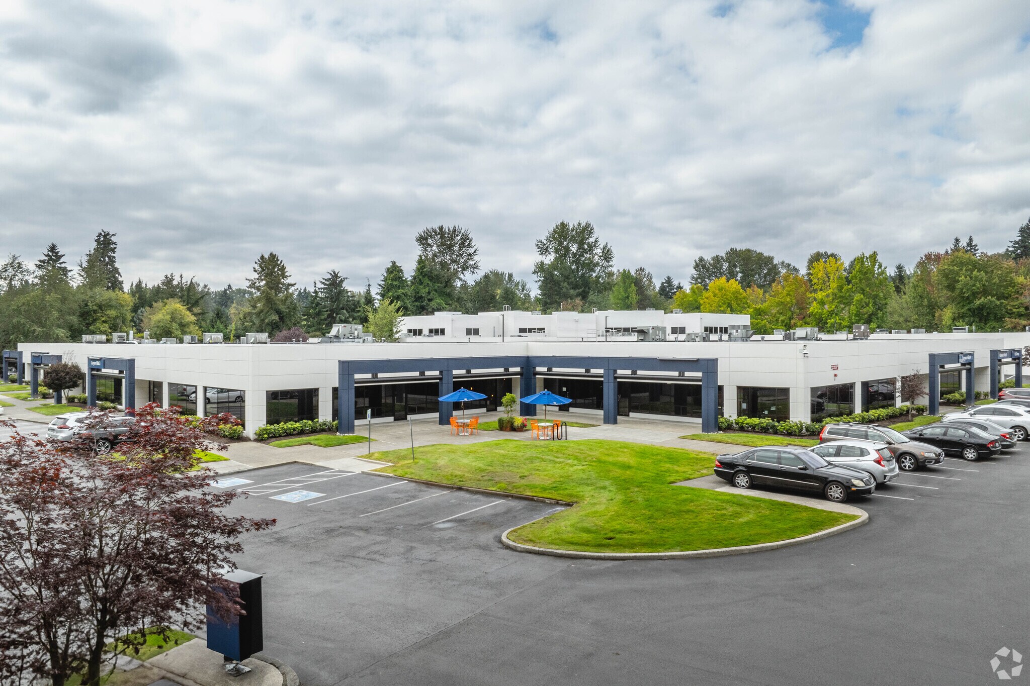 22125 17th Ave SE, Bothell, WA à louer Photo principale- Image 1 de 6