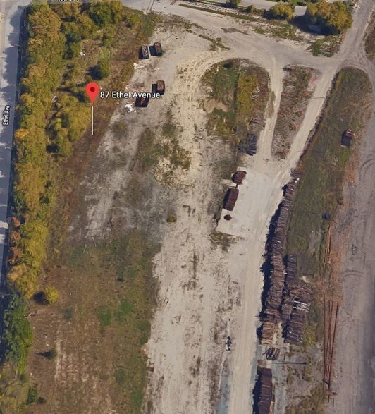 87 Ethel Ave, Toronto, ON for sale - Primary Photo - Image 1 of 1