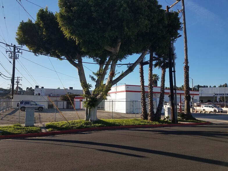 3000 W Main St, Alhambra, CA à vendre - Photo du bâtiment - Image 2 de 4