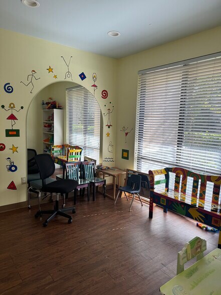620 N Wymore Rd, Maitland, FL à vendre - Photo du bâtiment - Image 3 de 13