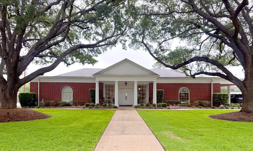 1508 East Ave, Katy, TX à vendre - Photo du bâtiment - Image 2 de 10