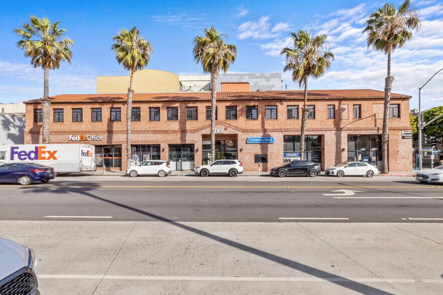 400-412 Wilshire Blvd, Santa Monica, CA à louer - Photo du bâtiment - Image 2 de 23