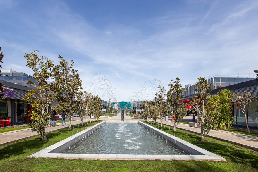 Avenida de Castilla, 2, Torrejón de Ardoz, Madrid for lease - Primary Photo - Image 1 of 1