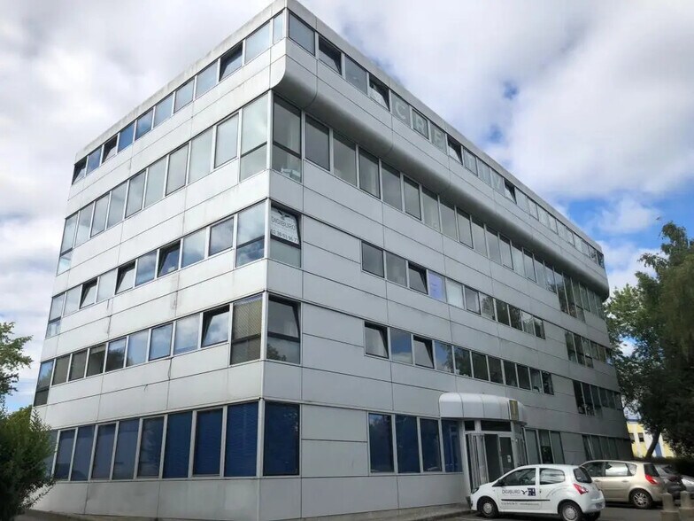 Office in Cesson-Sévigné for lease - Building Photo - Image 3 of 6