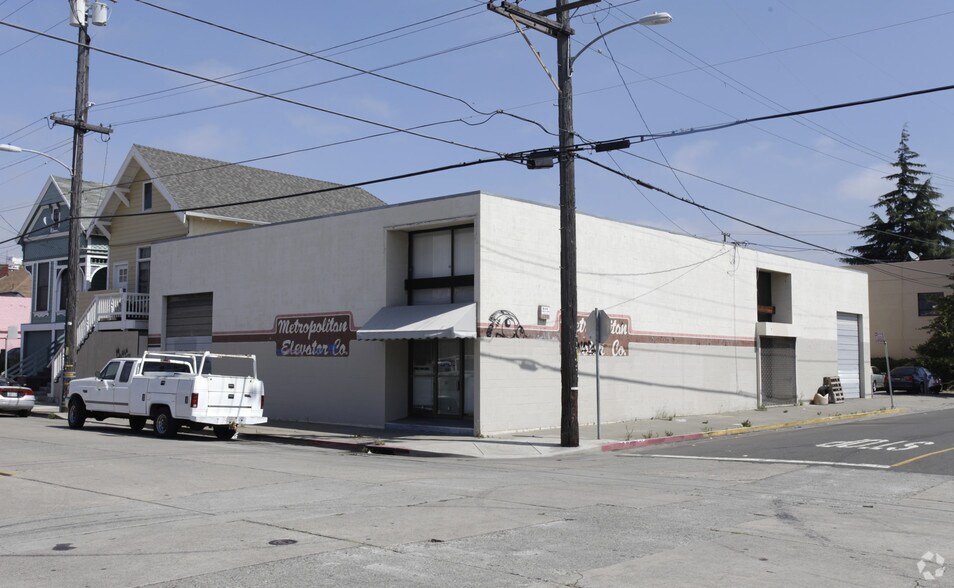 550 E 10th St, Oakland, CA à louer - Photo principale - Image 1 de 9