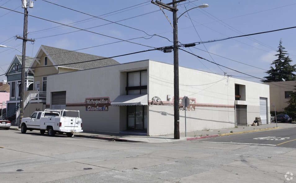 550 E 10th St, Oakland, CA for lease - Primary Photo - Image 1 of 9