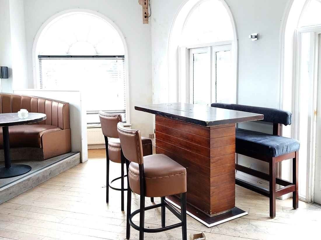 2 Barrington Rd, Altrincham à louer Photo intérieure- Image 1 de 3