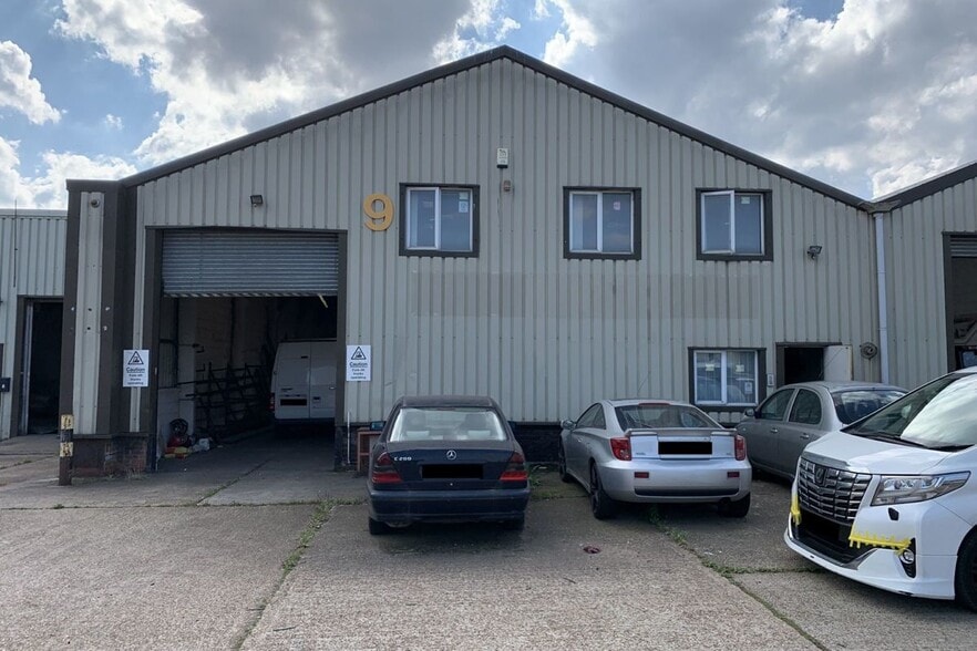 Crabtree Manorway S, Belvedere for sale - Building Photo - Image 2 of 5