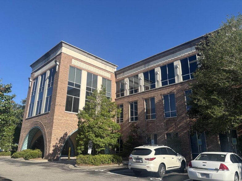 1717 Shipyard Blvd, Wilmington, NC for sale - Building Photo - Image 1 of 11