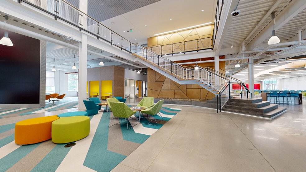 8106 Calvin Hall Rd, Fort Mill, SC for lease - Matterport 3D Scan - Image 3 of 22