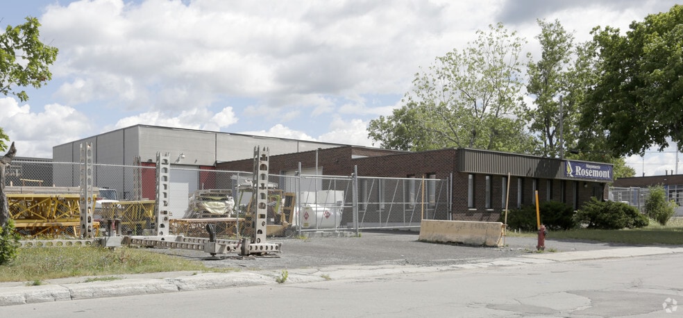 8151 St Industiries, Montréal, QC for sale - Building Photo - Image 2 of 2