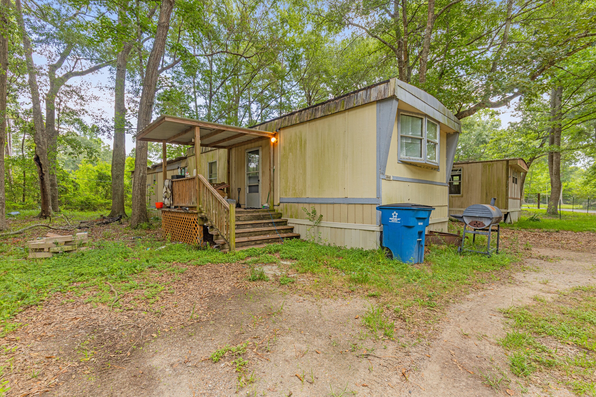 8 Unit Portfolio - Existing Mobile Home portfolio of 1 properties for sale on LoopNet.ca Building Photo- Image 1 of 34